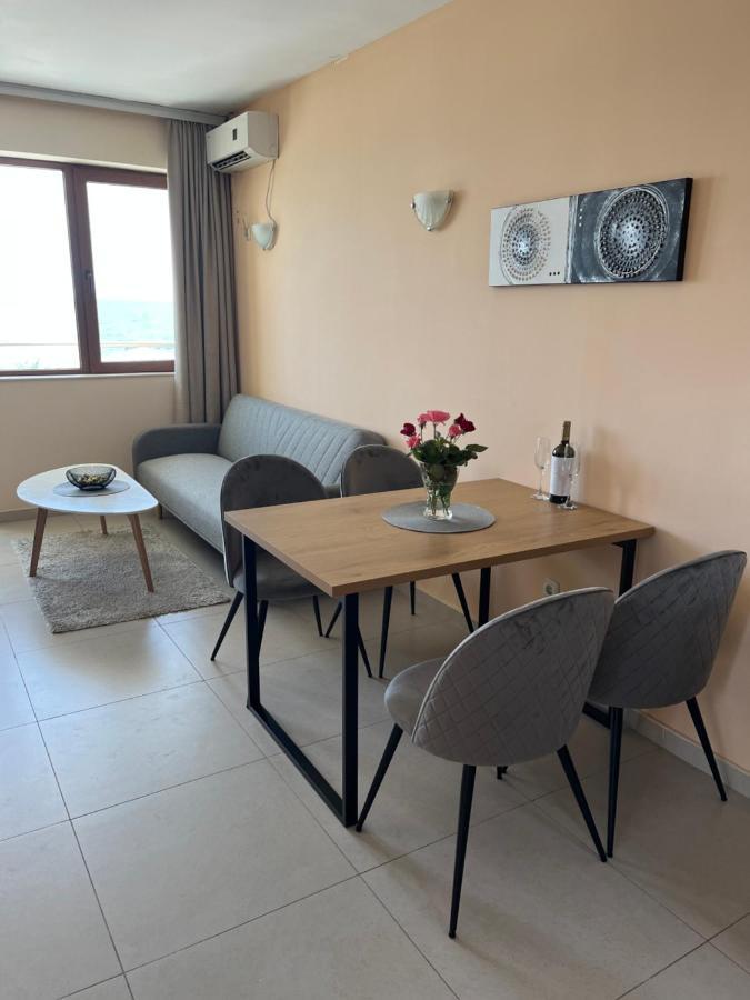 Privat Apartament Golf Coast Kavarna Exterior foto